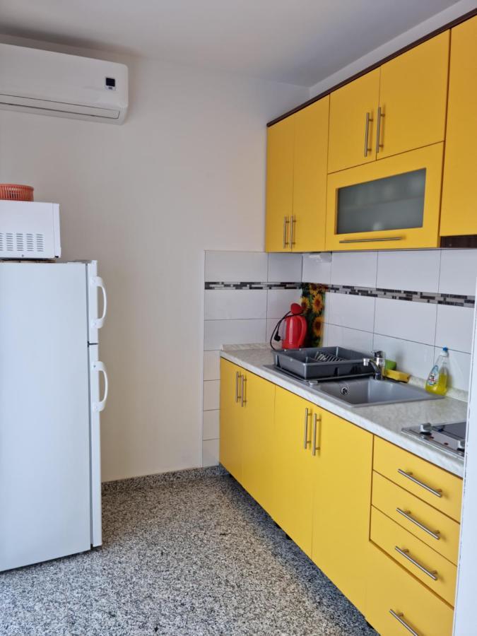 Appartments D&D Peroj Ngoại thất bức ảnh