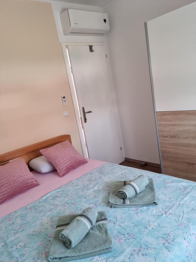 Appartments D&D Peroj Ngoại thất bức ảnh