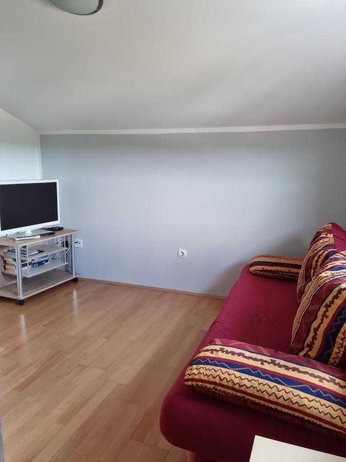 Appartments D&D Peroj Ngoại thất bức ảnh